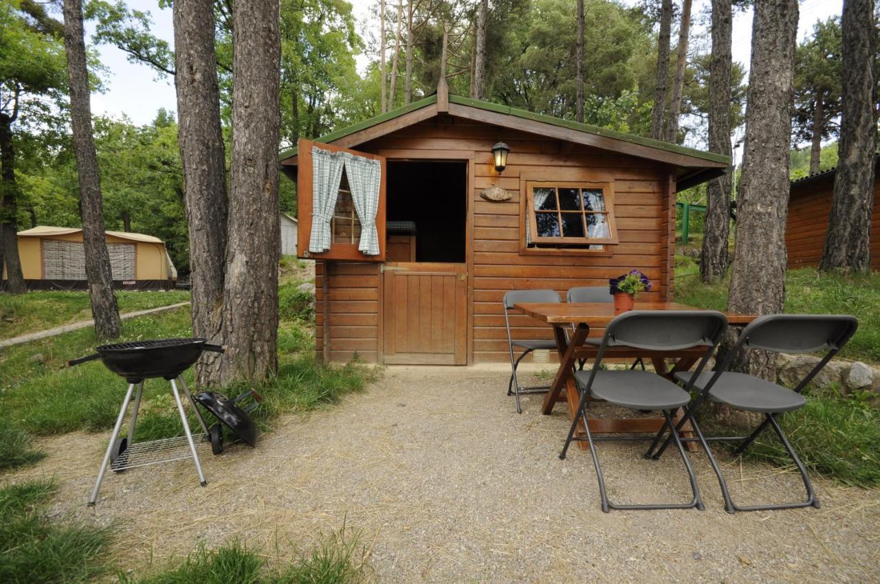 Bungalows Del Camping Pedraforca Saldes Exterior photo